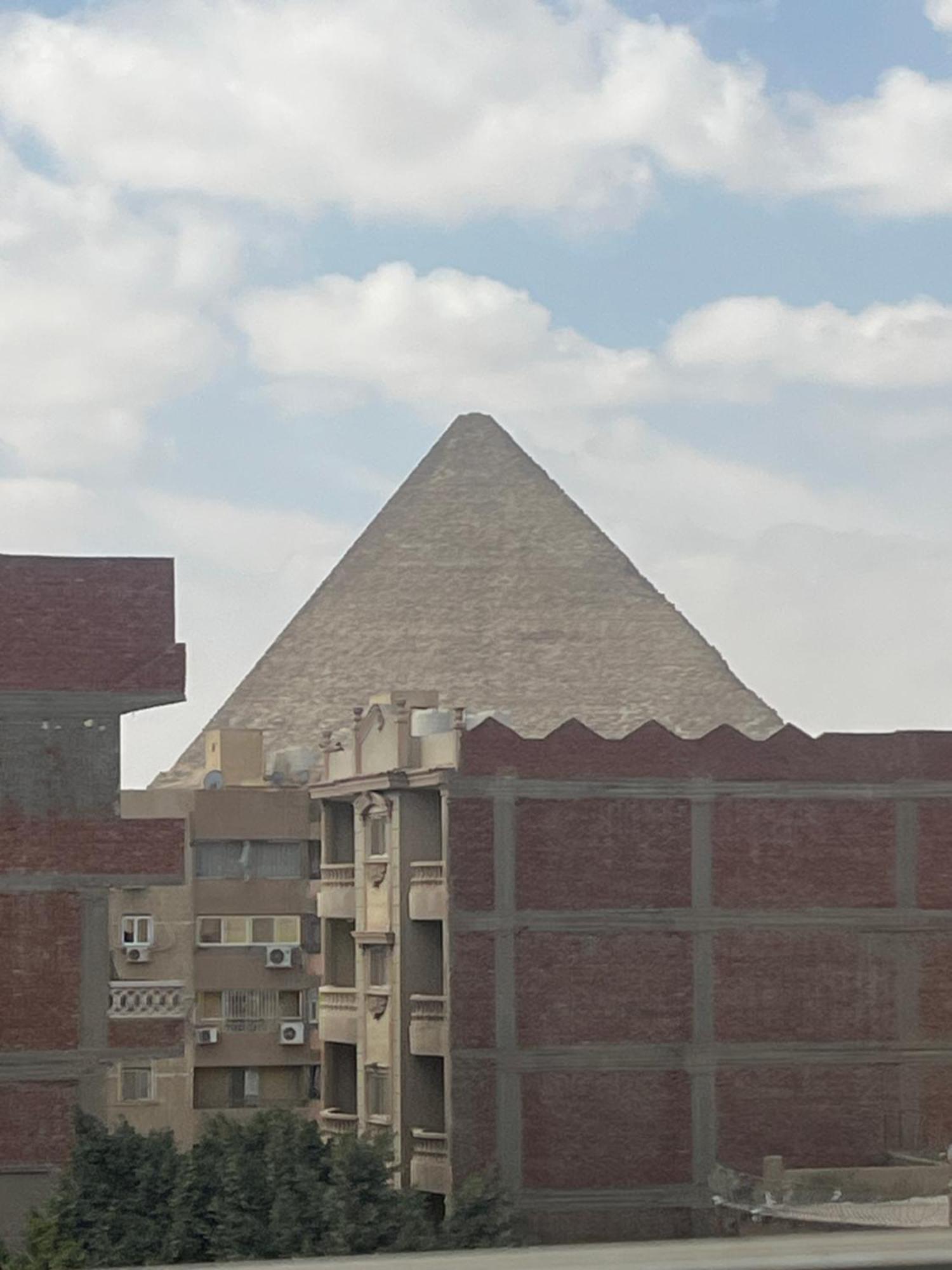 Badr Pyramids Inn Nazlet el-Sîsi Esterno foto