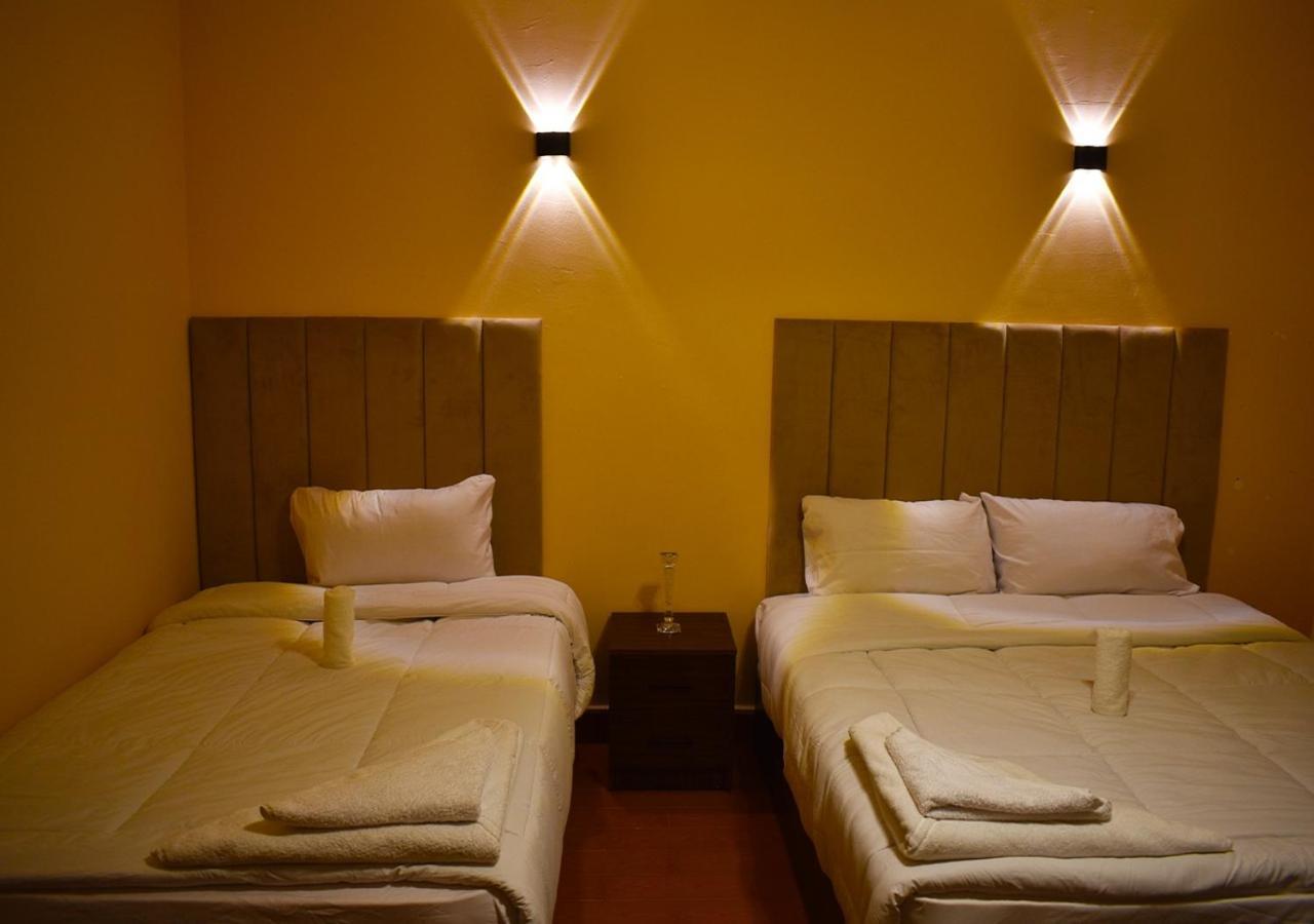 Badr Pyramids Inn Nazlet el-Sîsi Esterno foto