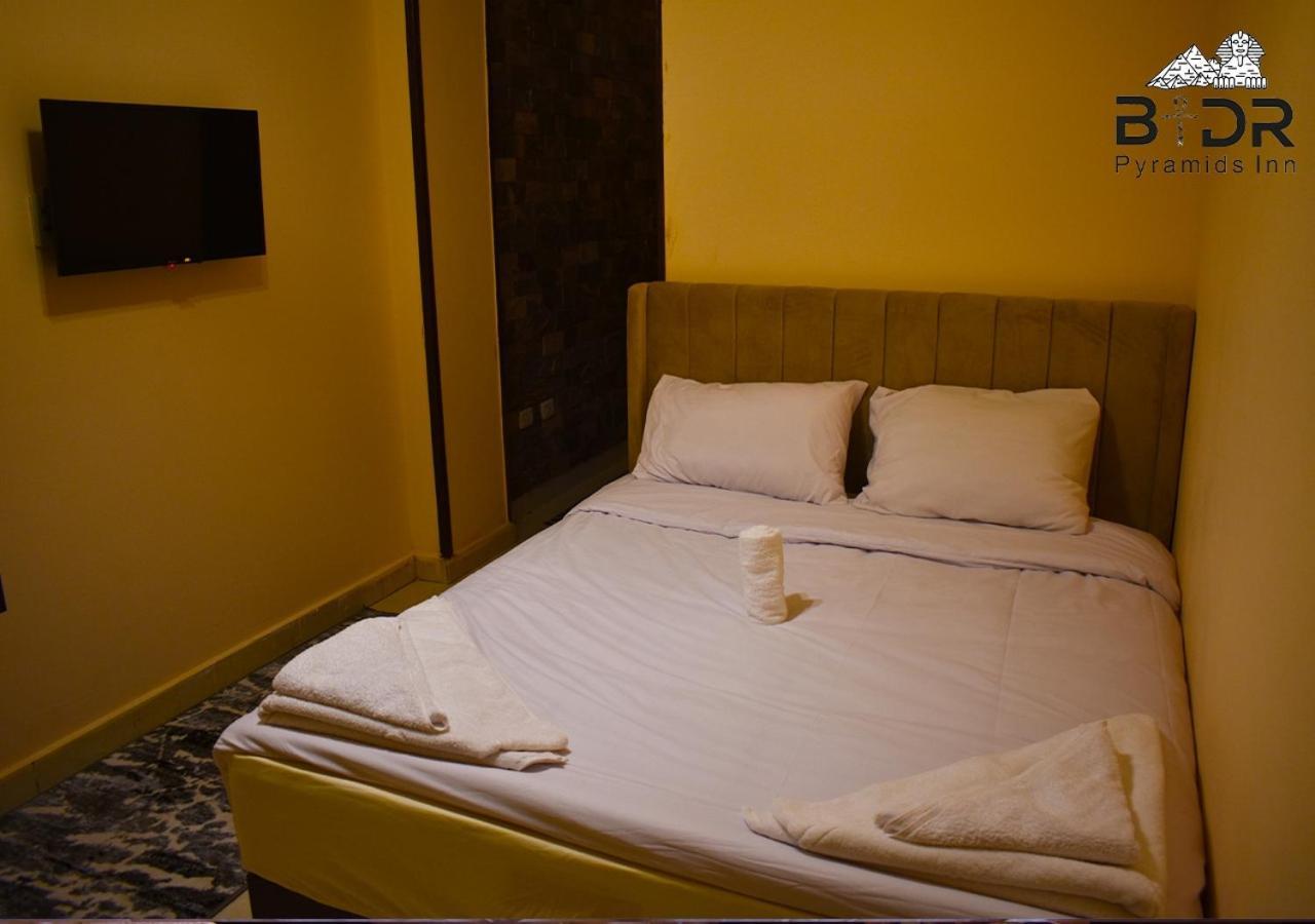 Badr Pyramids Inn Nazlet el-Sîsi Esterno foto