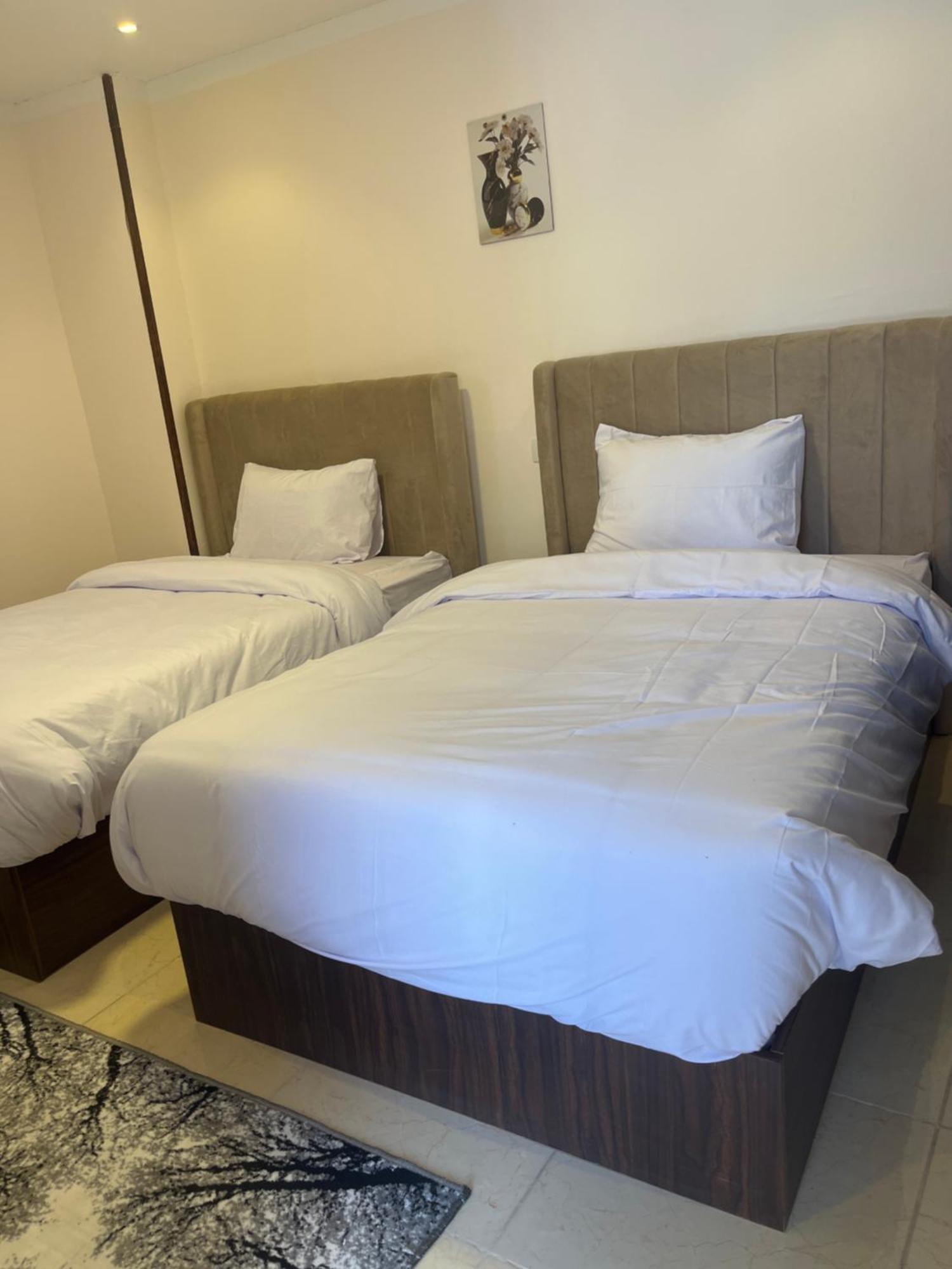 Badr Pyramids Inn Nazlet el-Sîsi Esterno foto